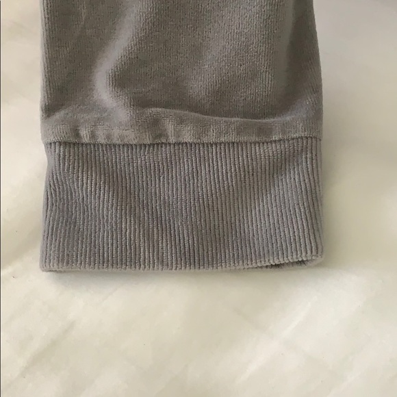 Velvet Hoodie - Picture 5 of 7